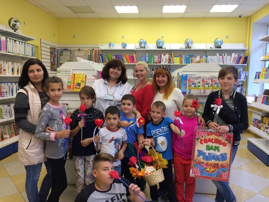«Кассандра» и «Многодетный Волгоград» поздравляют воспитателей и учителей с профессиональными праздниками!